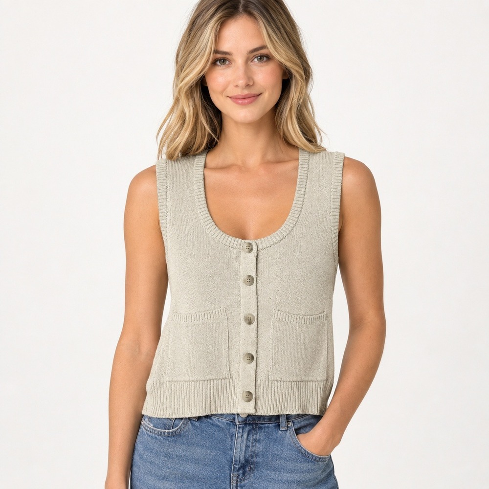 Zara Y2K Clean Girl Cream Knit Sweater Vest Button Front Scoop Neck Cardigan Med